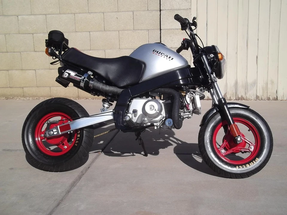 1988 Honda Motorcycles - Image 17 of 31