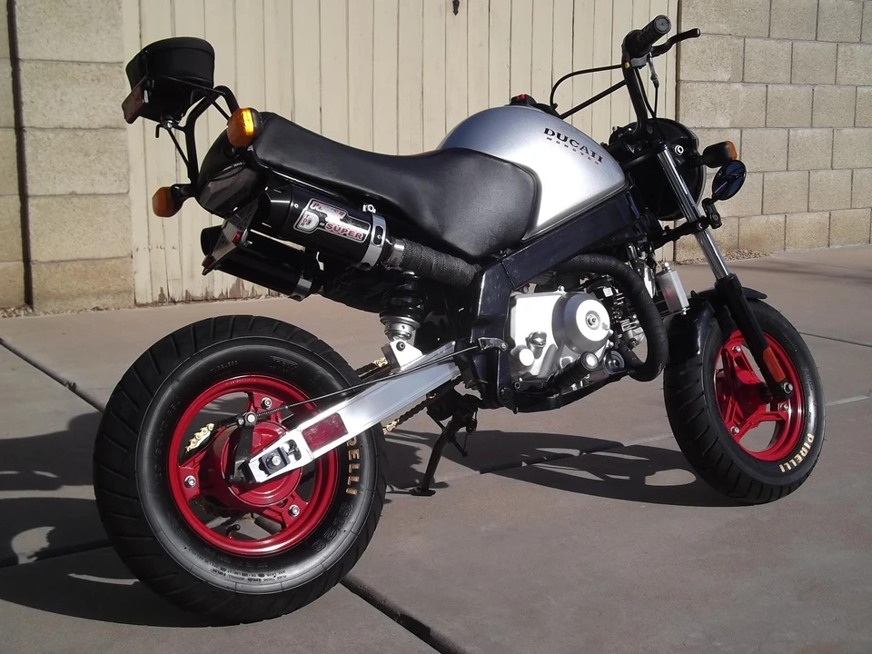 1988 Honda Motorcycles - Image 19 of 31