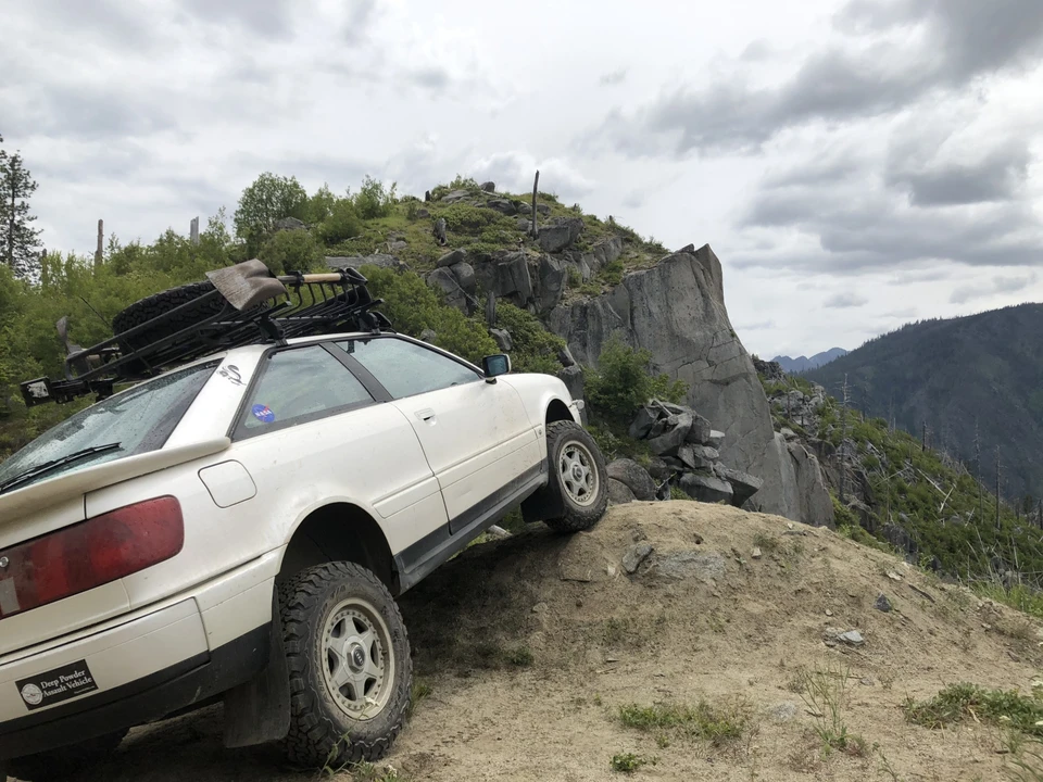 1990 Audi Coupe & Cabriolet - Image 9 of 31