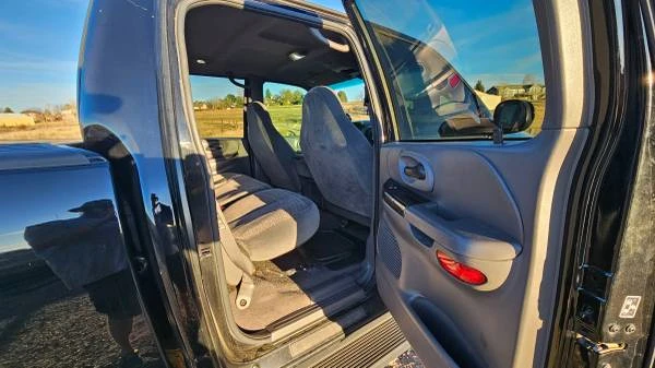2001 Ford F-150 10th Gen - Image 12 of 18
