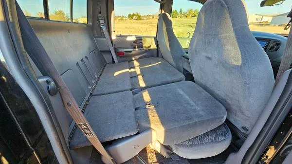 2001 Ford F-150 10th Gen - Image 15 of 18