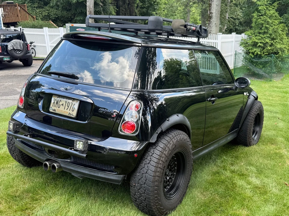 2004 Mini Mini Cooper S 1st Gen - Image 8 of 31