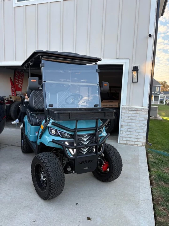 Parts & Memorabilia Golf Carts - Image 2 of 8