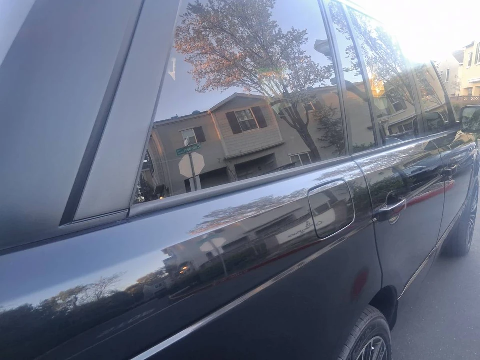 2012 Land Rover Range Rover L322 - Image 16 of 24