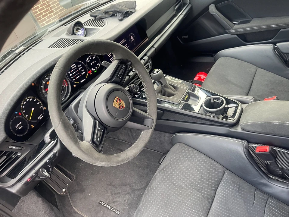 2022 Porsche 992 GT3 - Image 13 of 16