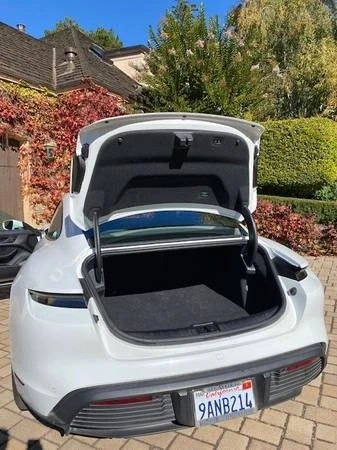 2022 Porsche Taycan - Image 5 of 9