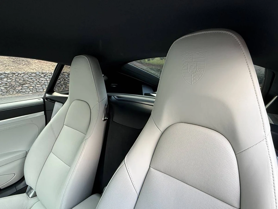 2024 Porsche 718 Cayman - Image 15 of 20