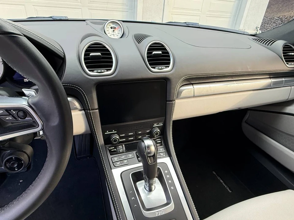2024 Porsche 718 Cayman - Image 17 of 20