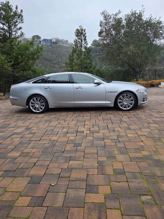 2012 Jaguar X351 XJ - Image 4 of 10