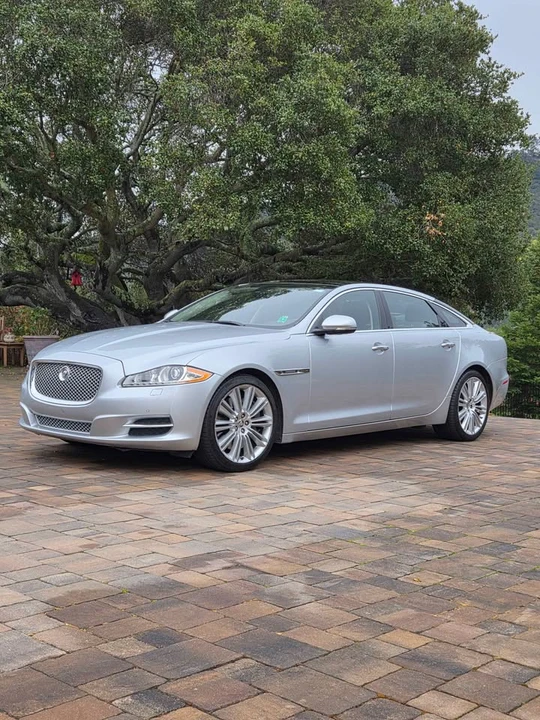 2012 Jaguar X351 XJ - Image 3 of 10