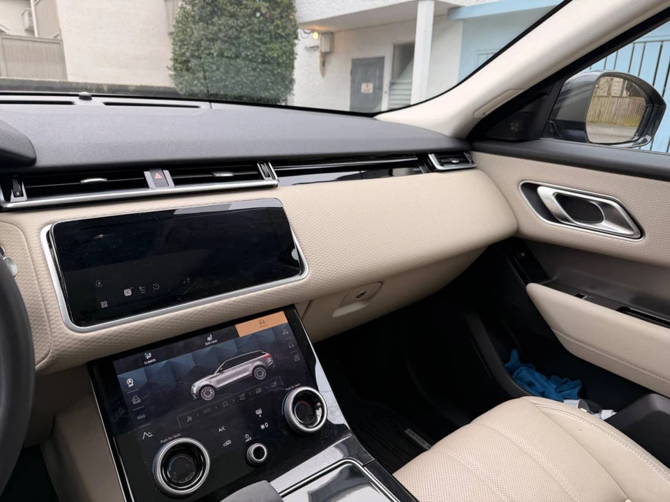 2023 Land Rover Range Rover Velar - Image 9 of 12