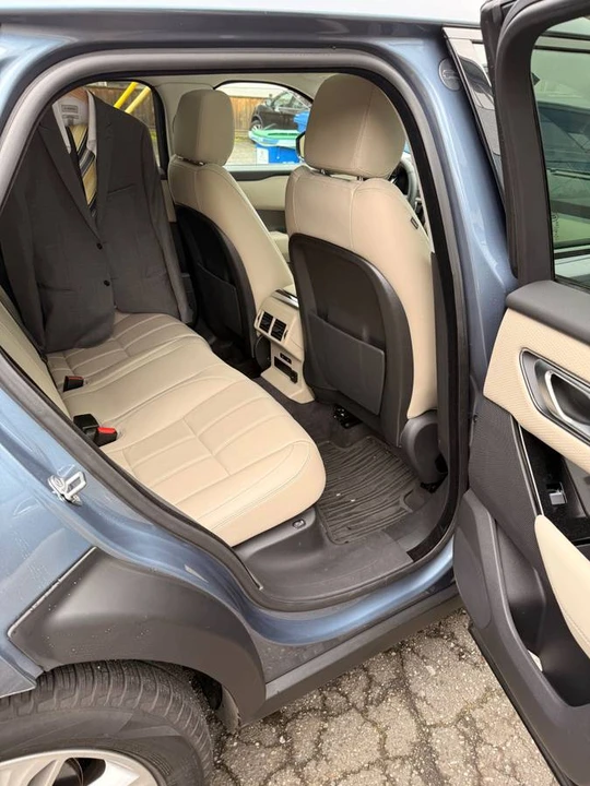 2023 Land Rover Range Rover Velar - Image 12 of 12