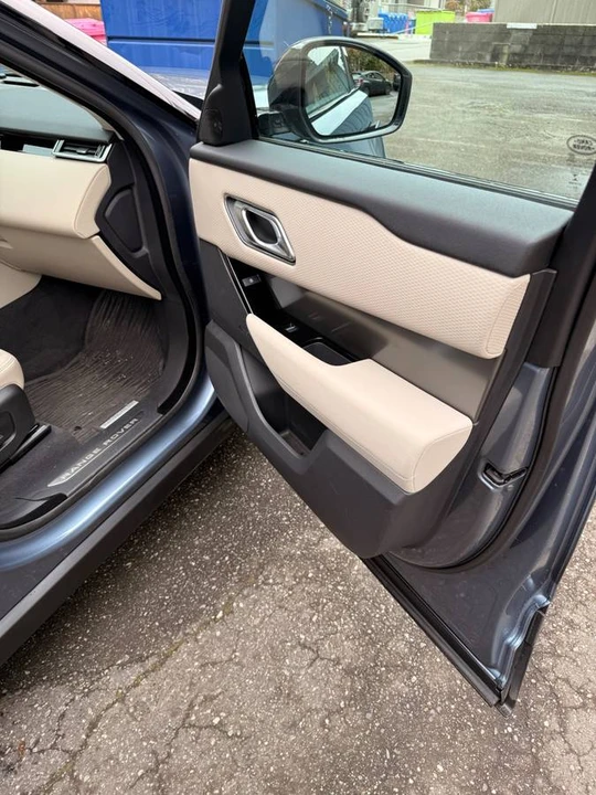 2023 Land Rover Range Rover Velar - Image 11 of 12