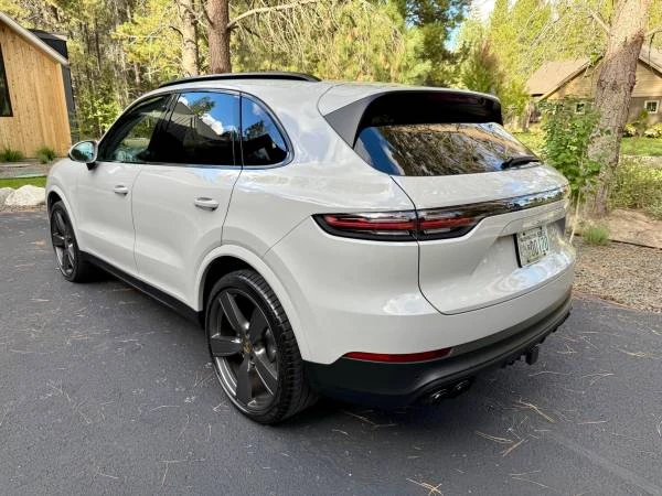 2020 Porsche 9Y0/9Y3 Cayenne - Image 16 of 19