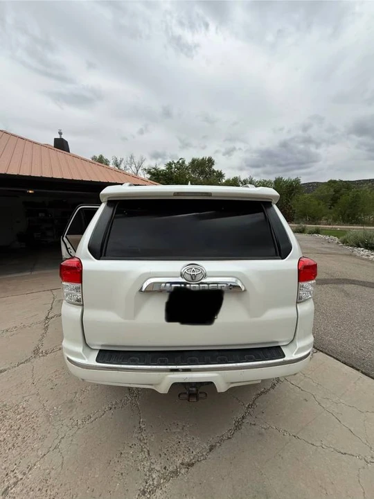 2010 Toyota 4Runner - Image 11 of 12