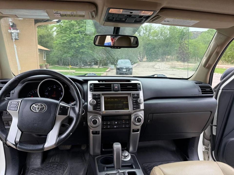 2010 Toyota 4Runner - Image 7 of 12