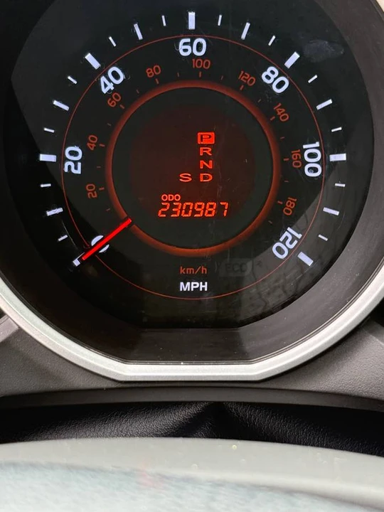 2010 Toyota 4Runner - Image 9 of 12