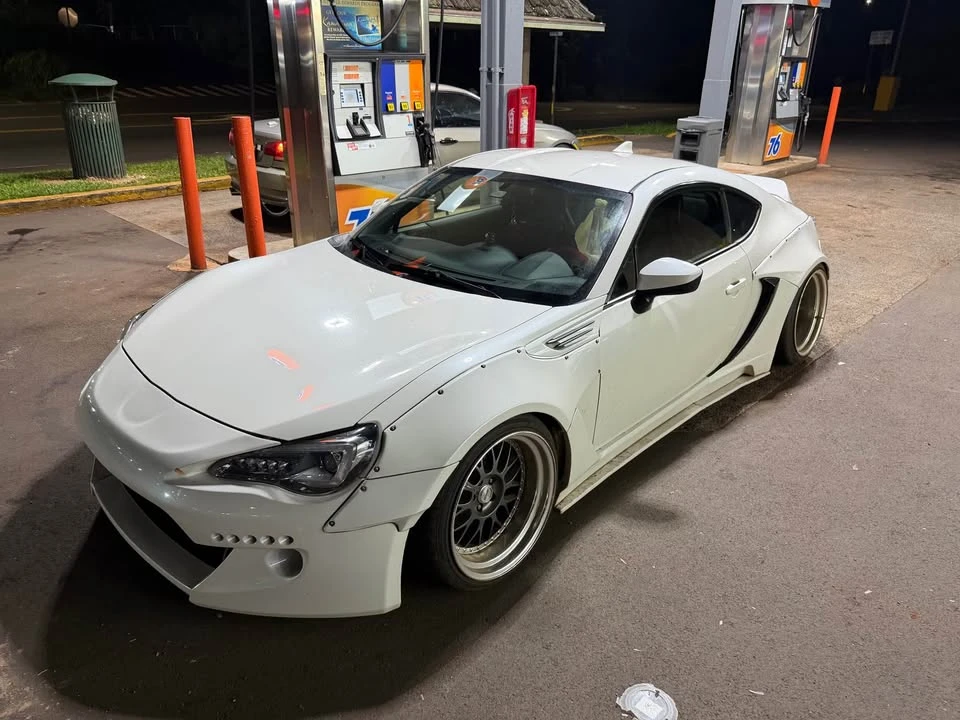2017 Subaru BRZ 1st Gen - Image 2 of 10