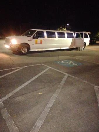Ford Excursion - Image 4 of 10