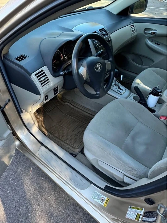 2011 Toyota Corolla 10th Gen - Image 5 of 9