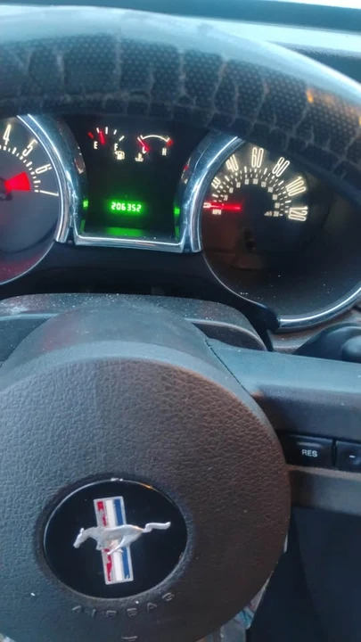 2005 Ford S197 Mustang - Image 2 of 10