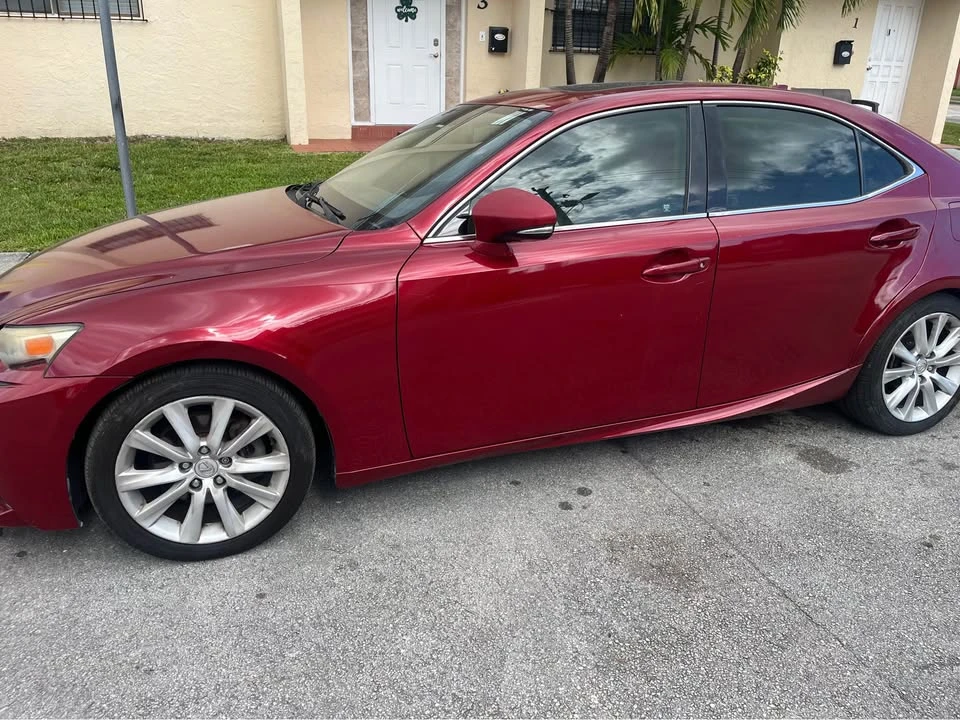 2014 Lexus IS 3rd Gen - Image 3 of 4