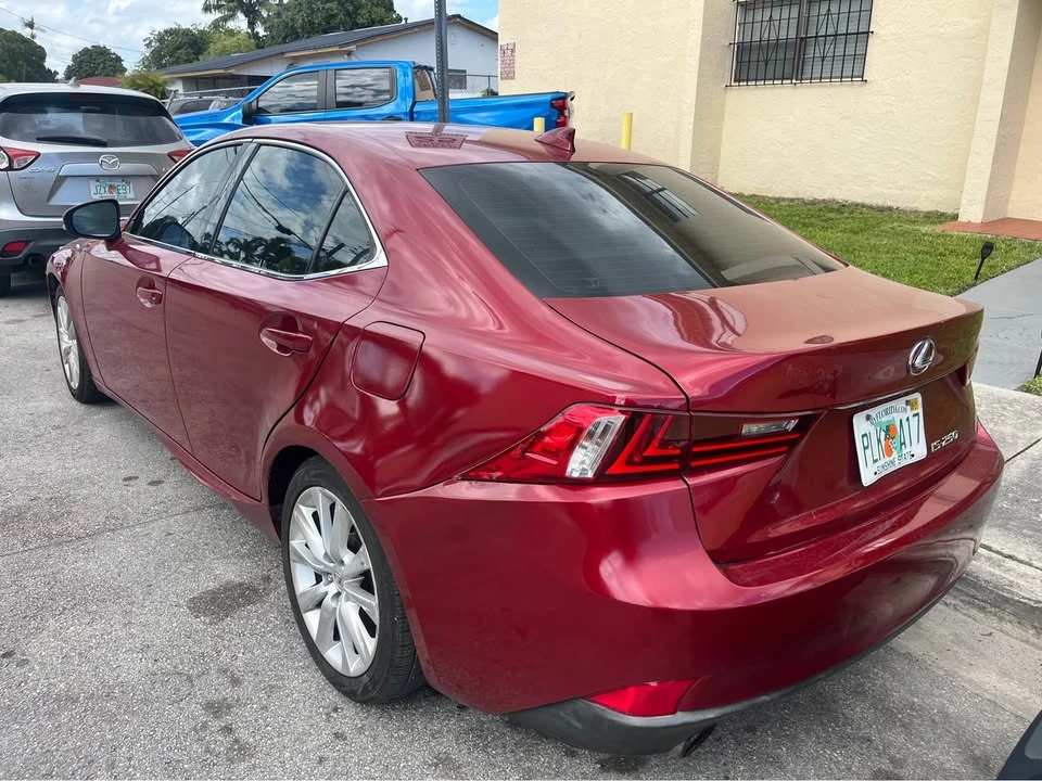 2014 Lexus IS 3rd Gen - Image 4 of 4