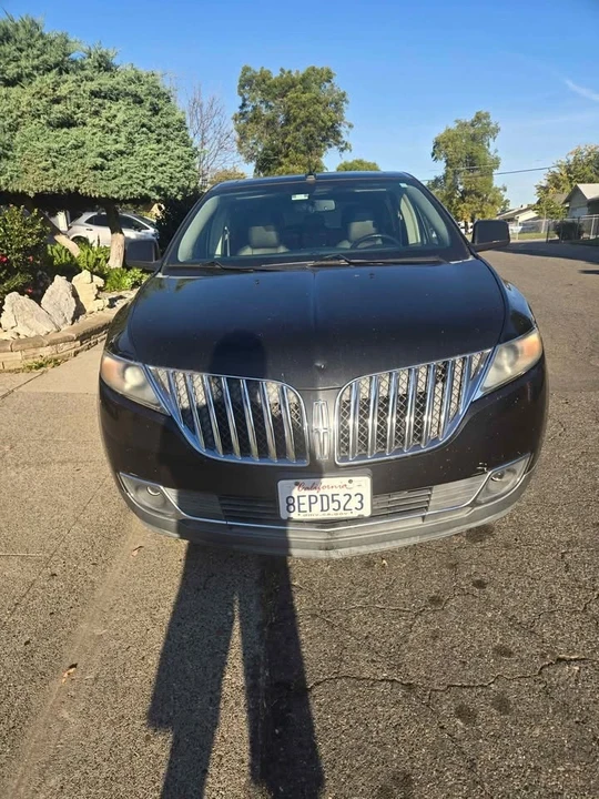 Lincoln MKX - Image 2 of 10