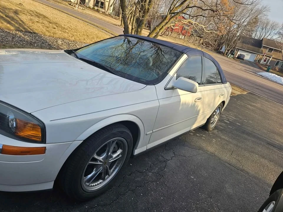 2002 Lincoln LS - Image 2 of 10