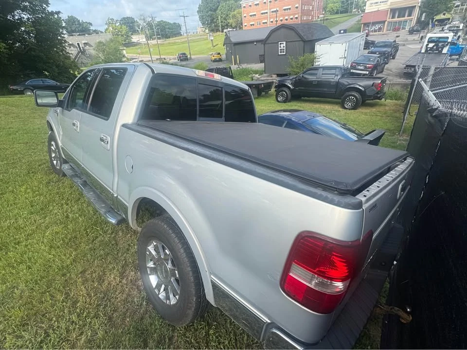 2006 Lincoln Mark LT - Image 3 of 8