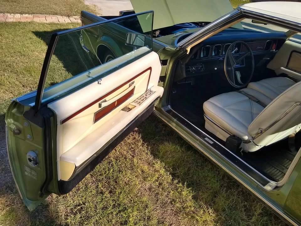 1970 Lincoln Continental 5th Gen - Image 2 of 10