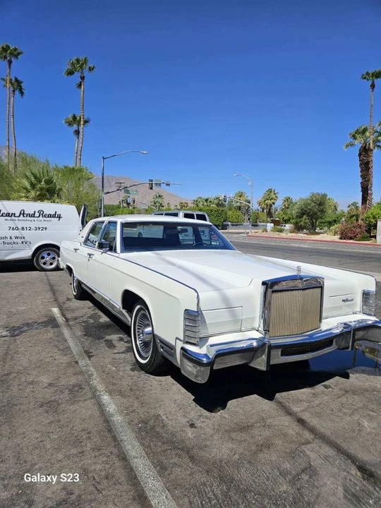 1979 Lincoln Continental 5th Gen - Image 2 of 11