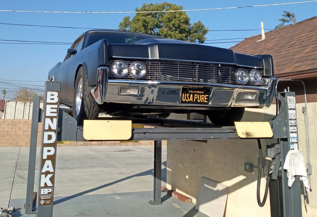1966 Lincoln Continental 4th Gen - Image 16 of 23