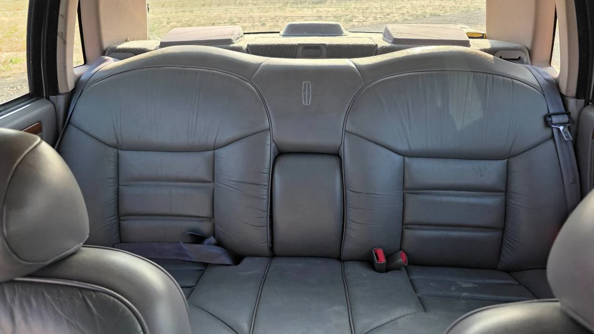 1993 Lincoln Continental 8th Gen - Image 7 of 9