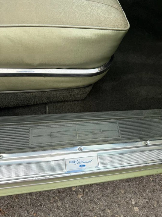 1969 Lincoln Continental 4th Gen - Image 13 of 15