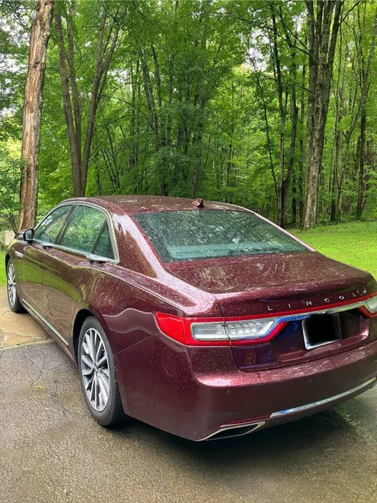 2019 Lincoln Continental 10th Gen - Image 3 of 11