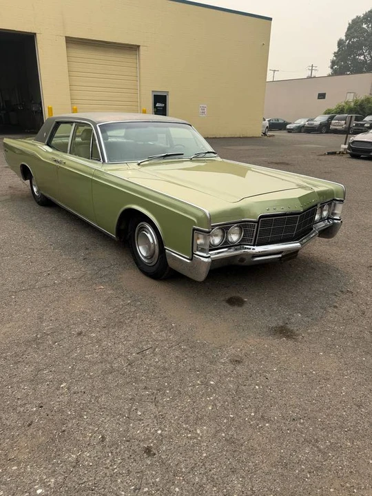 1969 Lincoln Continental 4th Gen - Image 2 of 15