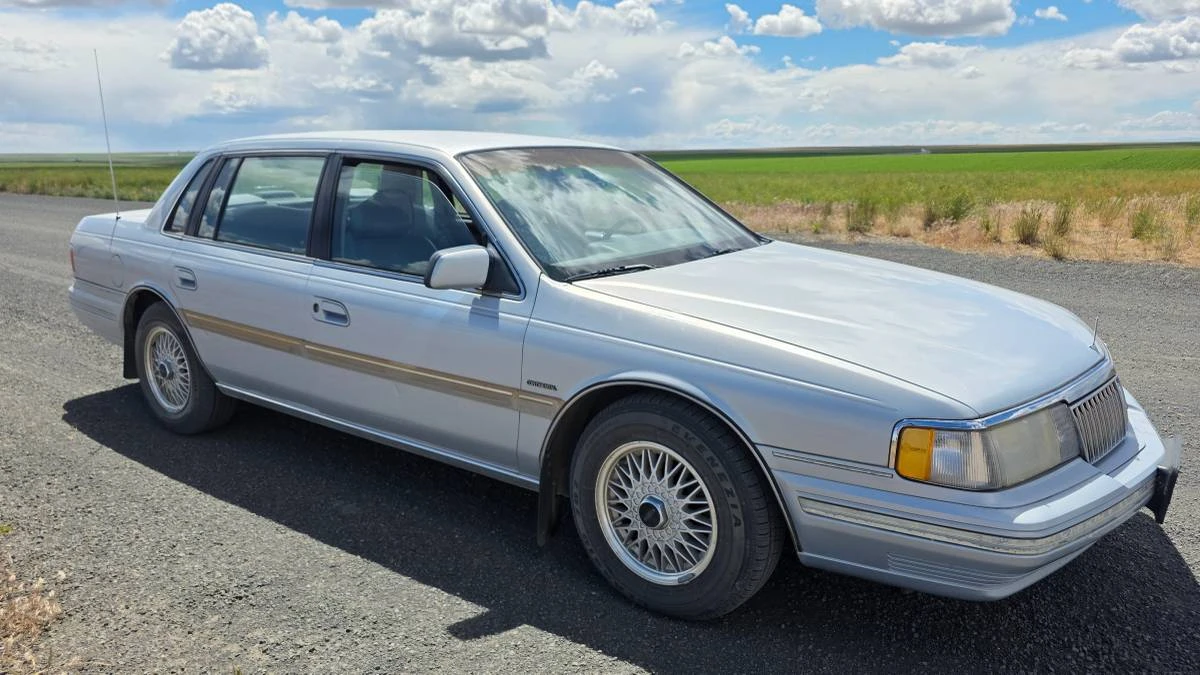 1993 Lincoln Continental 8th Gen - Image 3 of 9