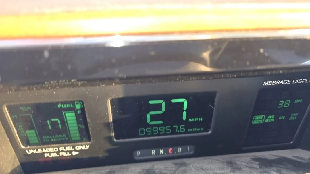 1993 Lincoln Continental 8th Gen - Image 4 of 9