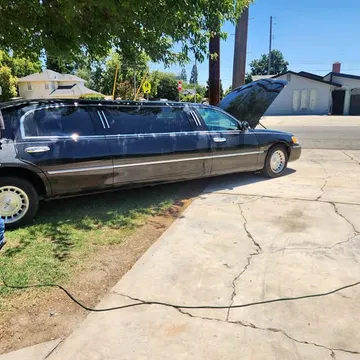 2000 Lincoln Continental Limousine