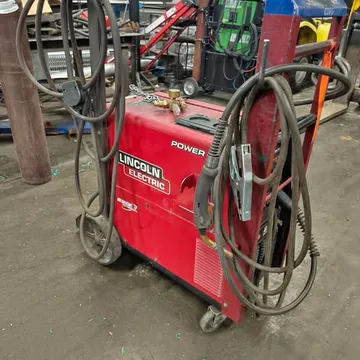 Lincoln Electric 256 MIG