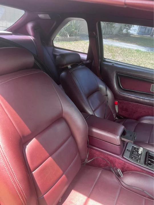 Lincoln Continental Mark VII - Image 4 of 10