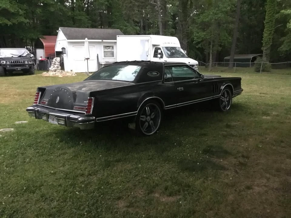 Lincoln Continental Mark V - Image 3 of 8