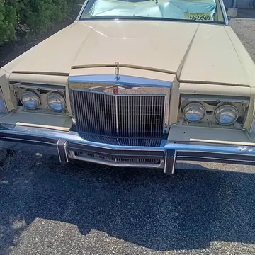 1981 Lincoln Mark V