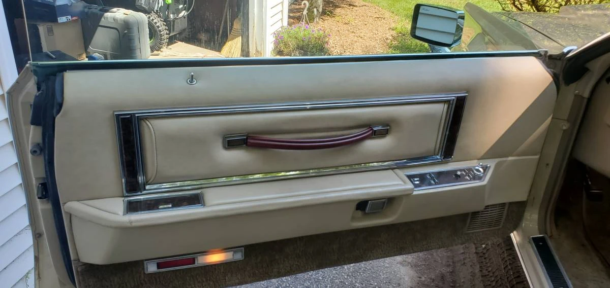 1979 Lincoln Continental Mark V - Image 3 of 11