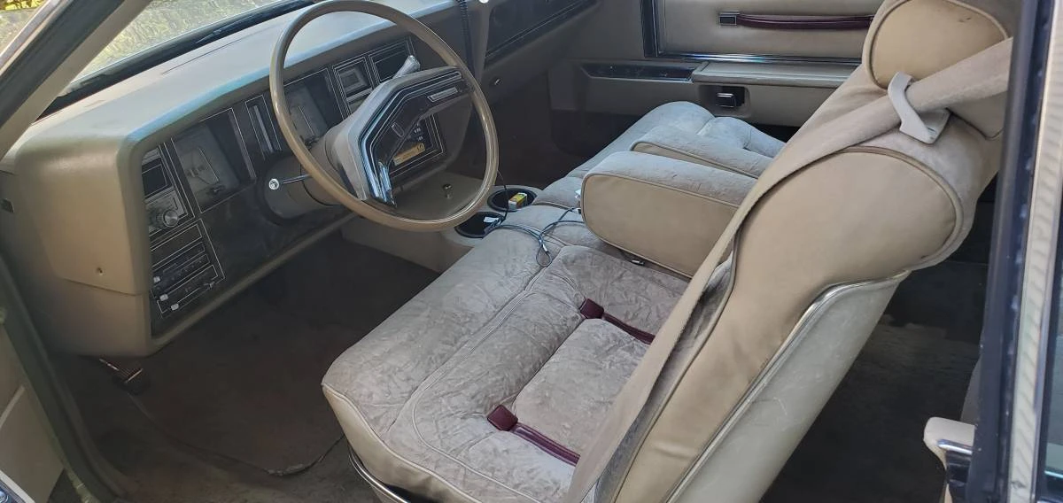 1979 Lincoln Continental Mark V - Image 5 of 11