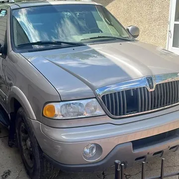 2002 Lincoln Navigator