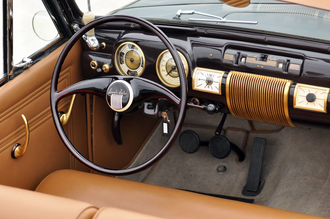 Lincoln Continental 1st Gen - Image 6 of 13