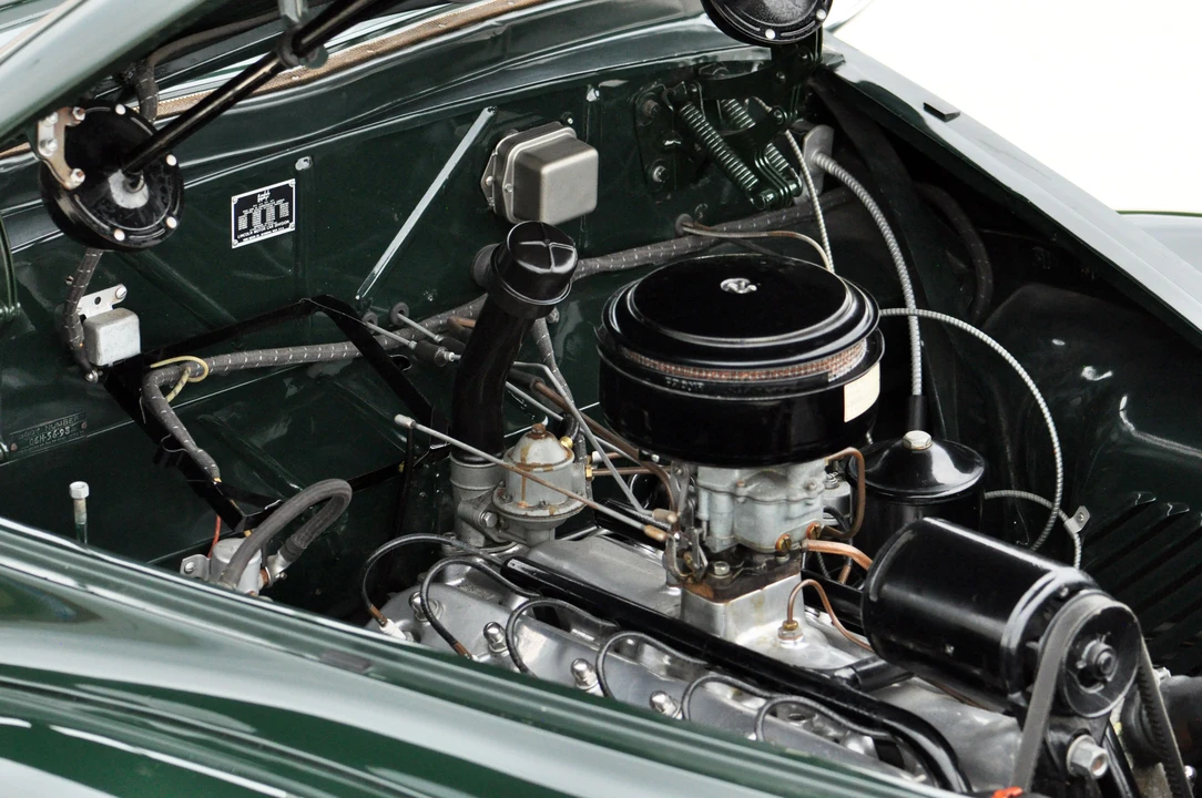 Lincoln Continental 1st Gen - Image 3 of 13