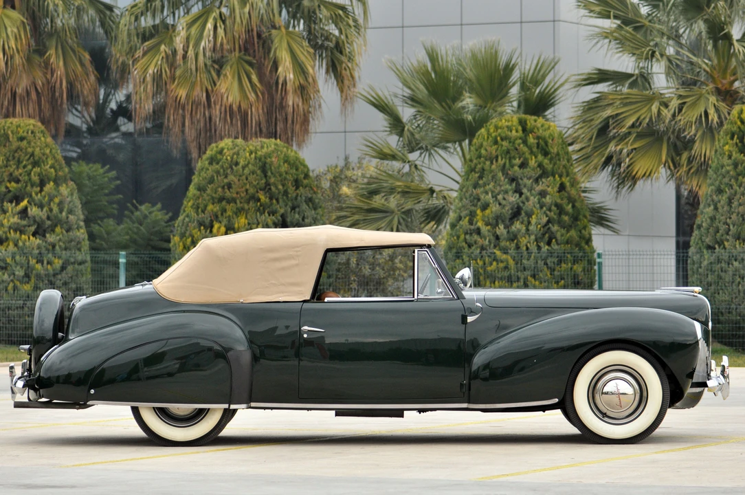 Lincoln Continental 1st Gen - Image 11 of 13